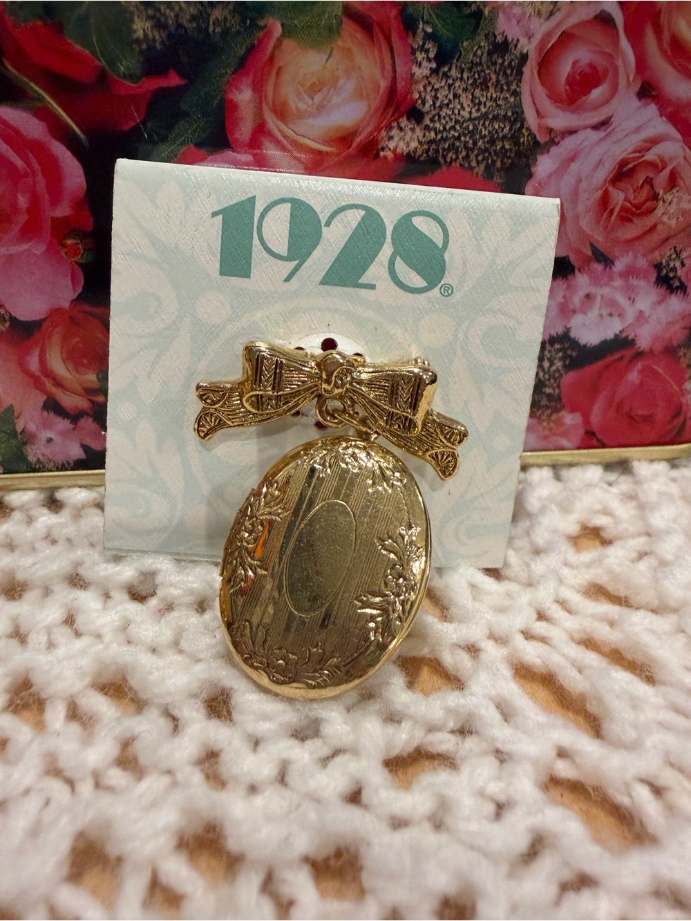 1928 Gold-Tone Bow Locket Brooch